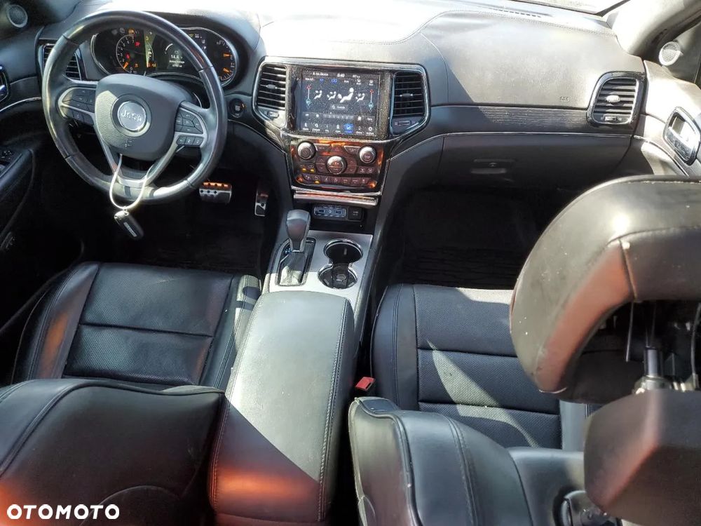Jeep Grand Cherokee - 8