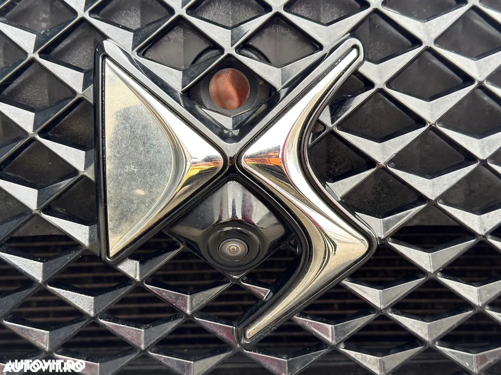 DS Automobiles DS 7 Crossback - 27