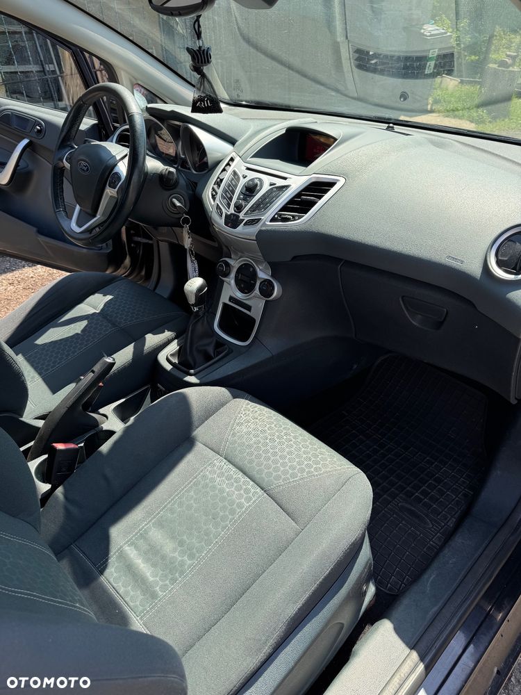 Ford Fiesta 1.4 Trend - 17
