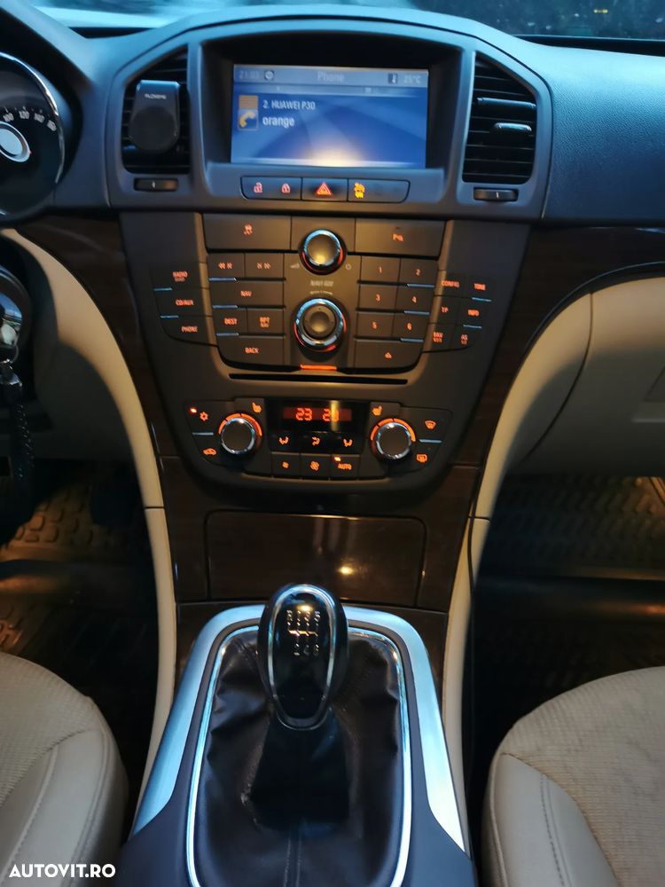 Opel Insignia 2.0 CDTI ECOTEC Drive - 12