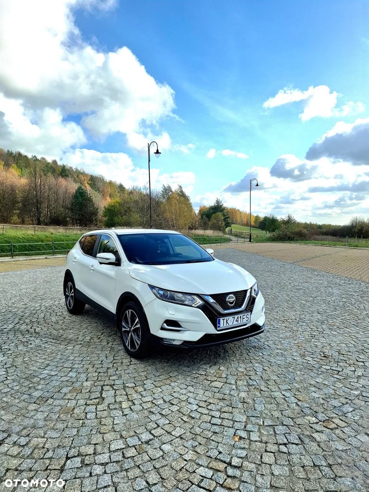 Nissan Qashqai 1.3 DIG-T N-Connecta DCT - 4