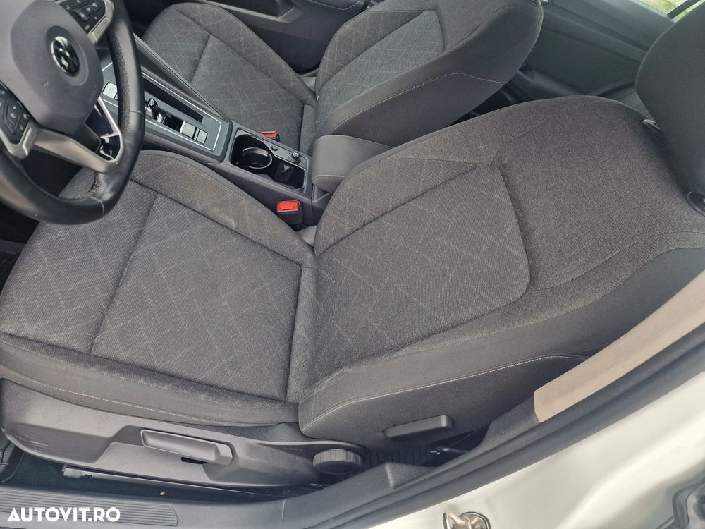 Volkswagen Golf 1.5 eTSI ACT DSG MHEV Style - 9