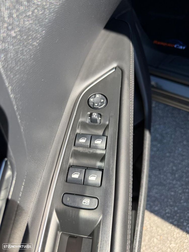 Peugeot 3008 1.5 BlueHDi Allure - 17