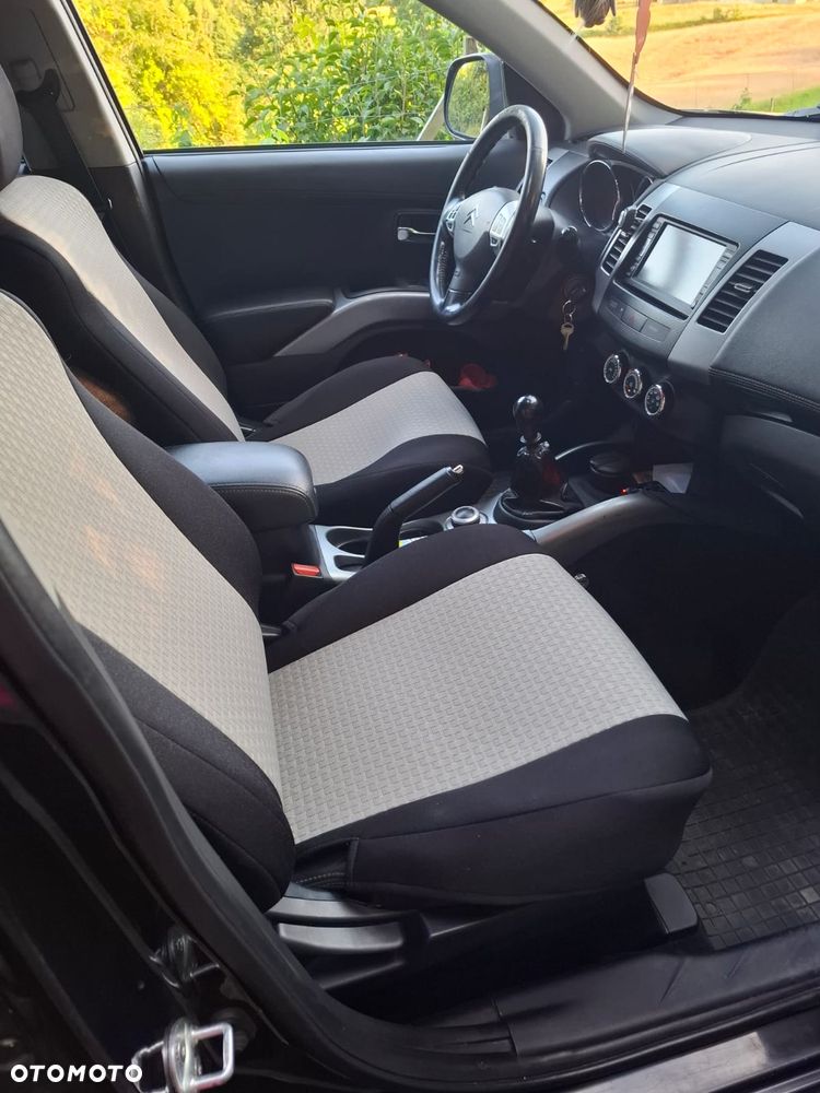 Citroën C-Crosser 2.2 HDi Exclusive - 10