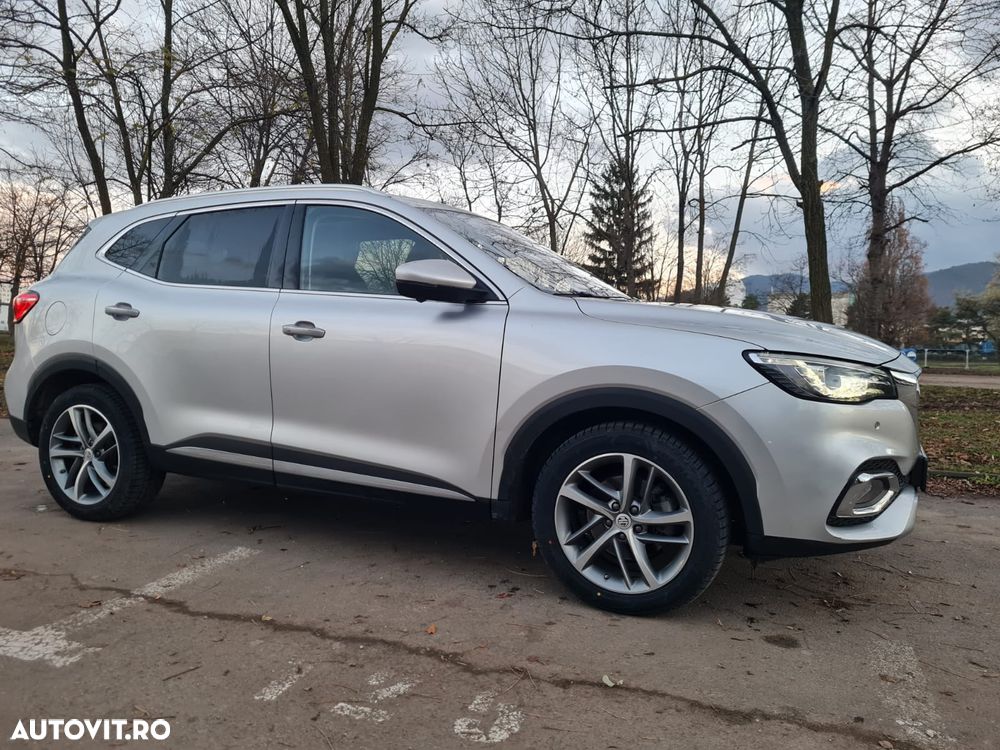 MG EHS PHEV Luxury - 7