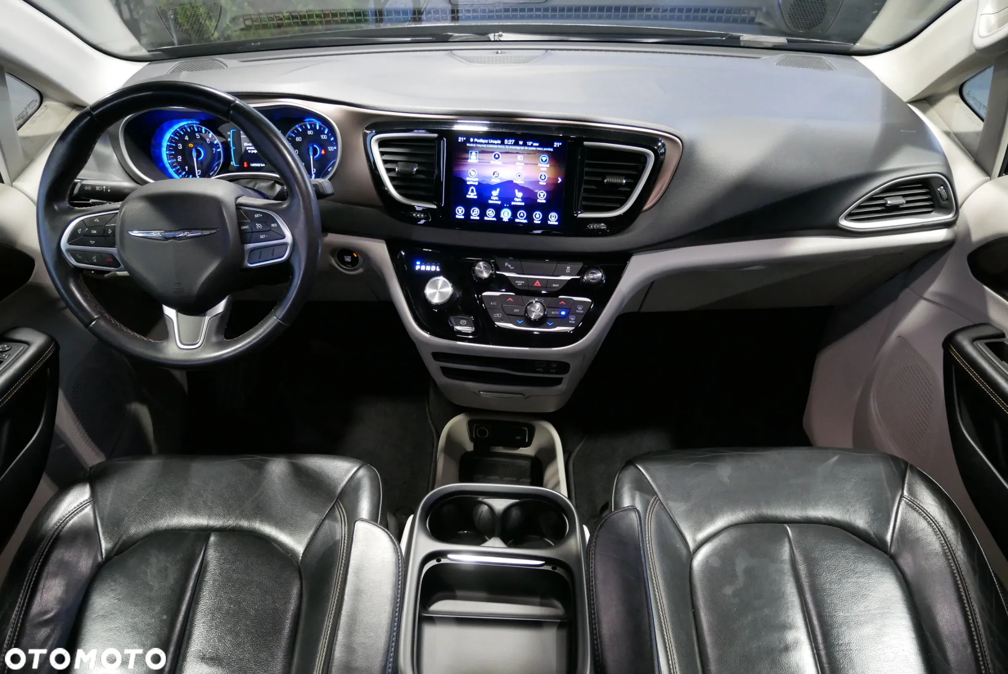 Chrysler Pacifica - 15