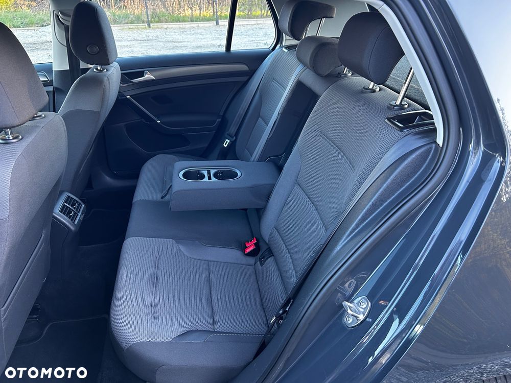 Volkswagen Golf 1.4 TSI BMT Comfortline - 33