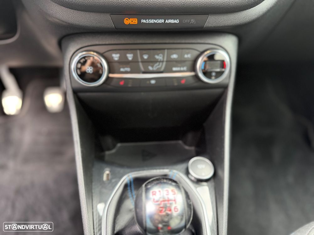 Ford Fiesta 1.5 EcoBoost S&S ST X - 29