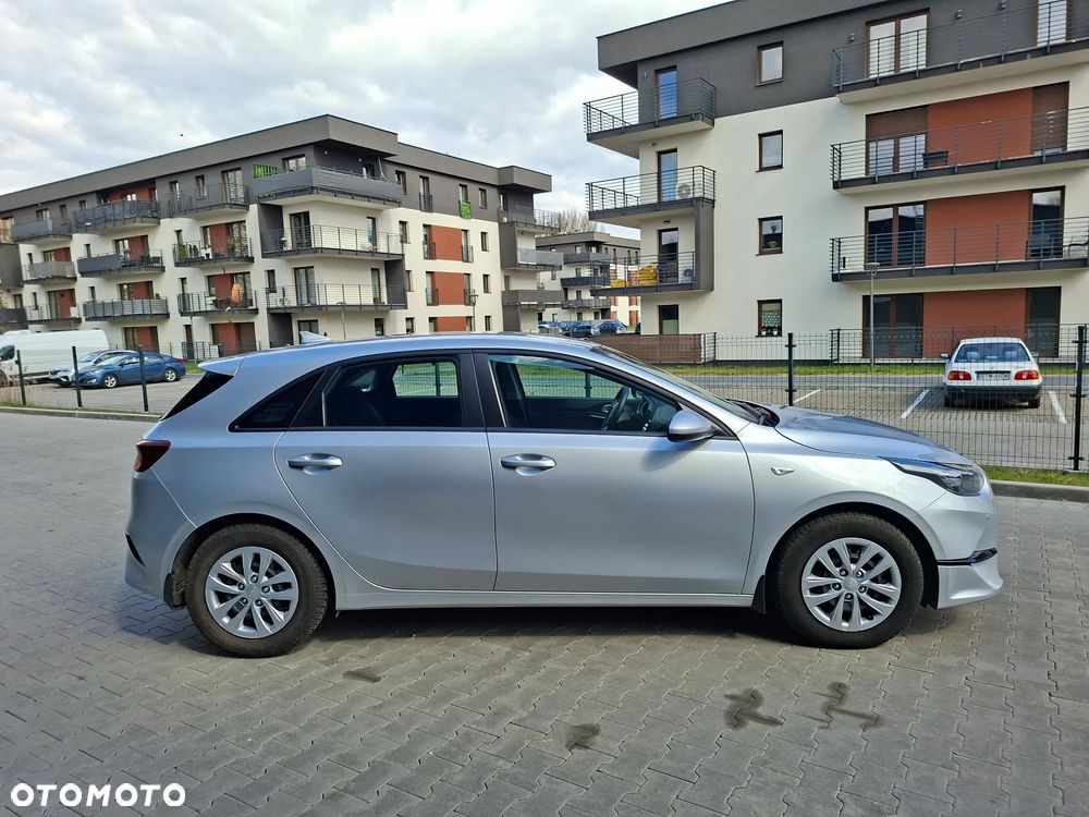 Kia Ceed 1.5 T-GDI M - 4
