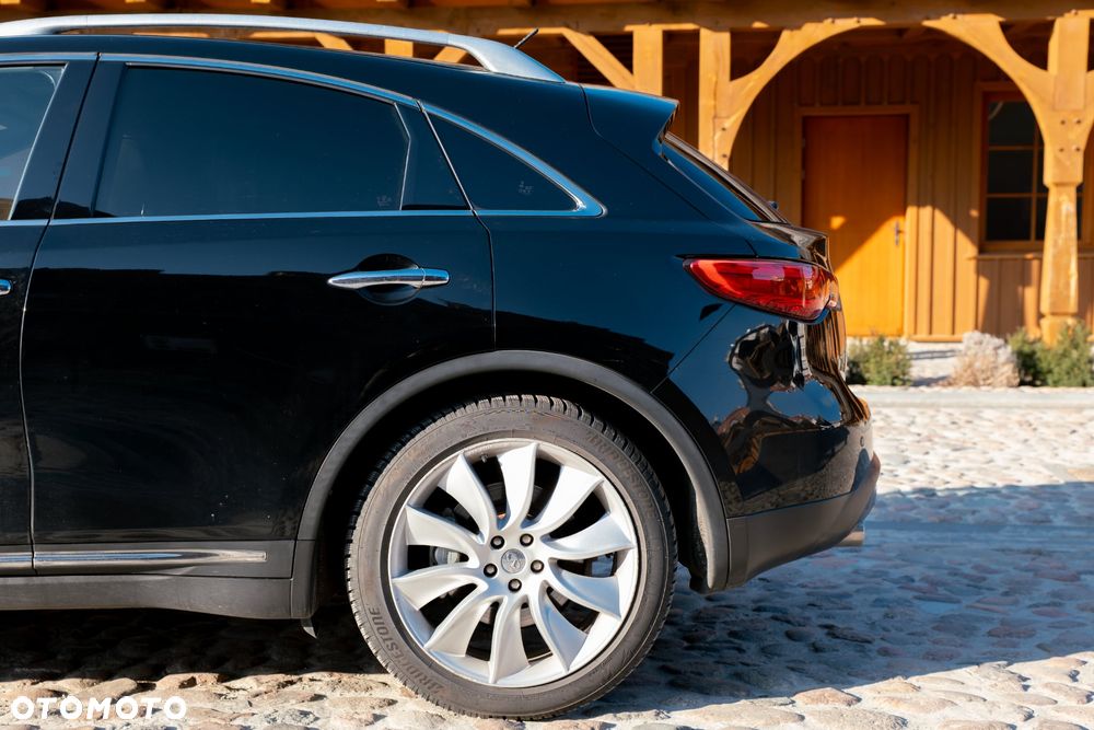 Infiniti FX FX30d S - 6