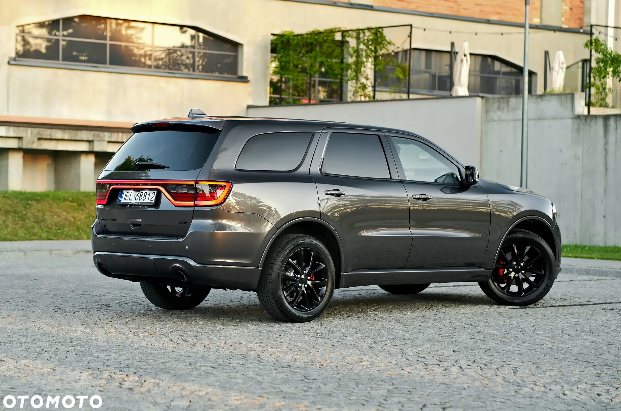 Dodge Durango - 8