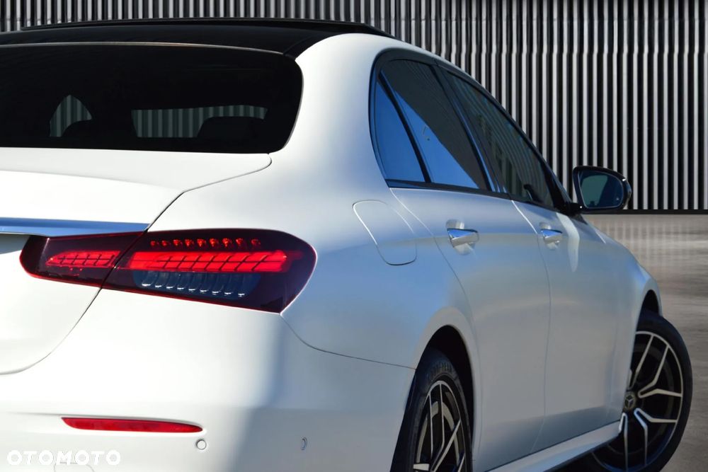 Mercedes-Benz Klasa E 220 d 4-Matic AMG - 11