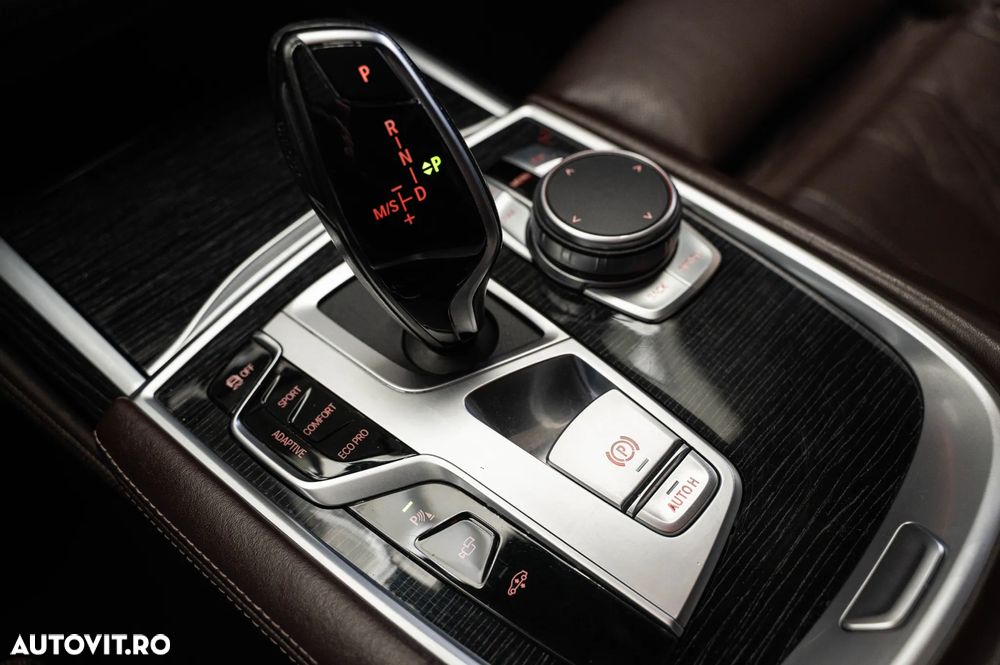 BMW Seria 7 740d xDrive - 16