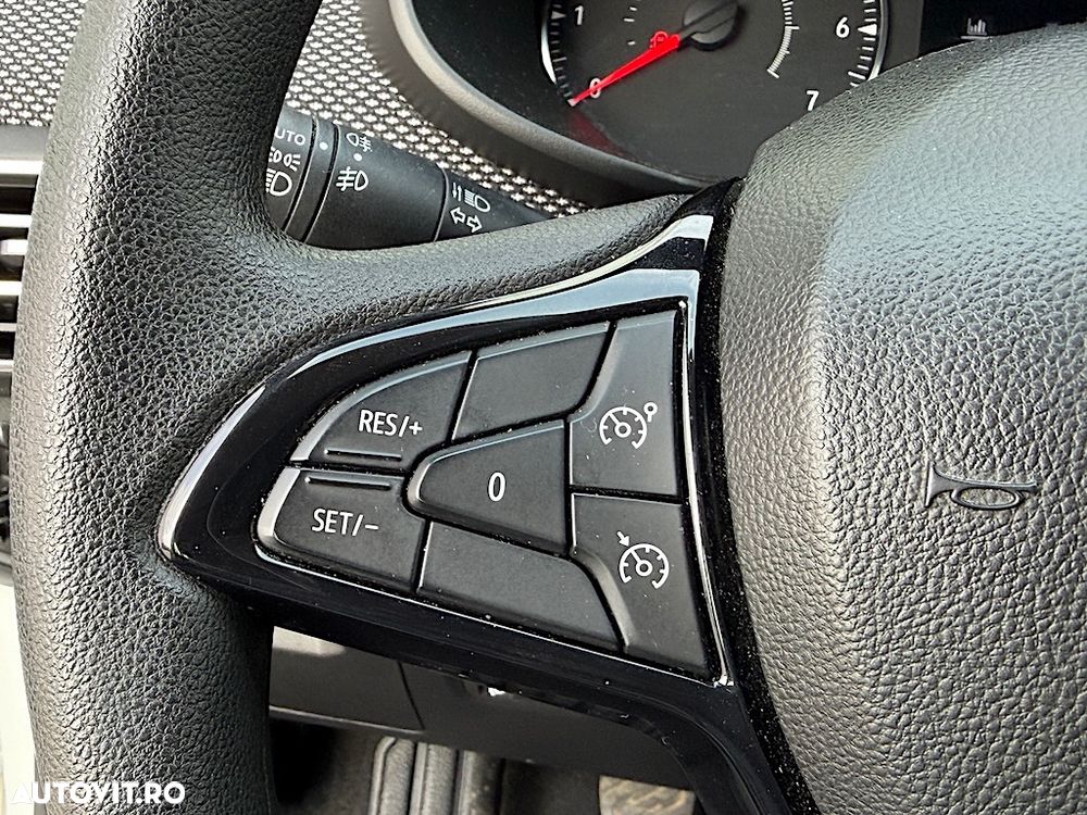 Dacia Logan TCe 90 MT5 Comfort - 11