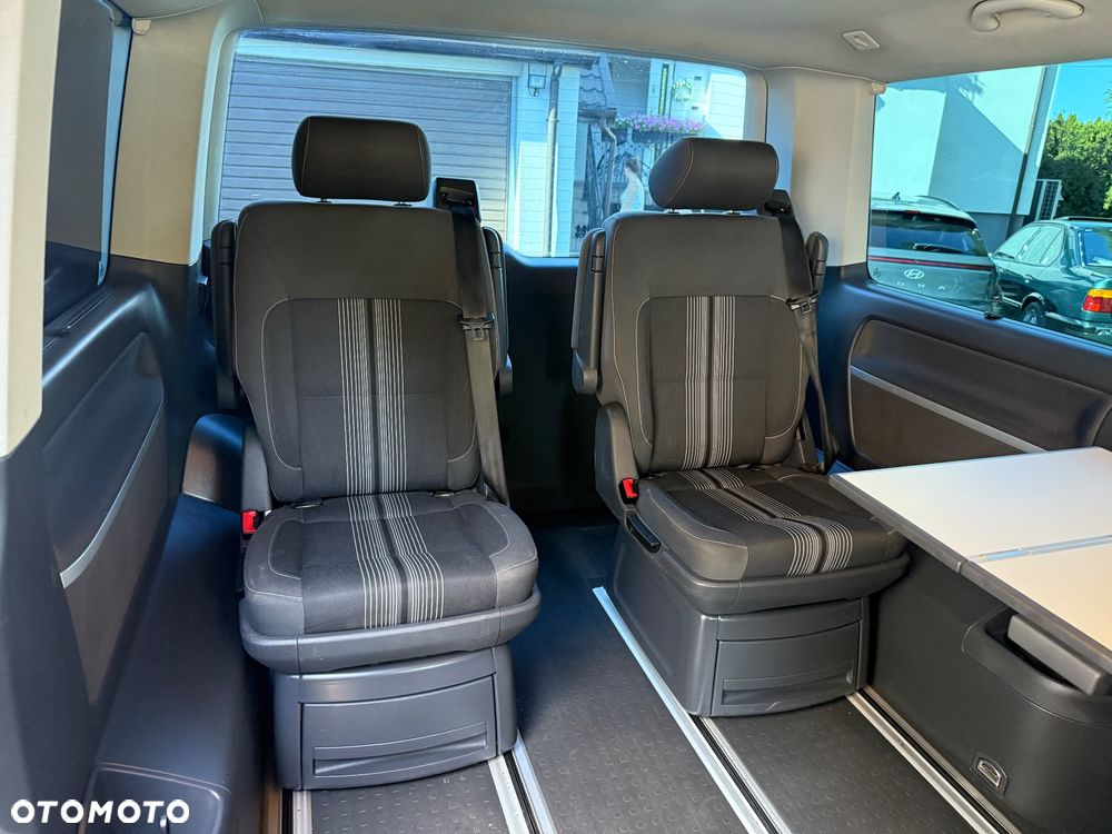 Volkswagen Multivan - 34