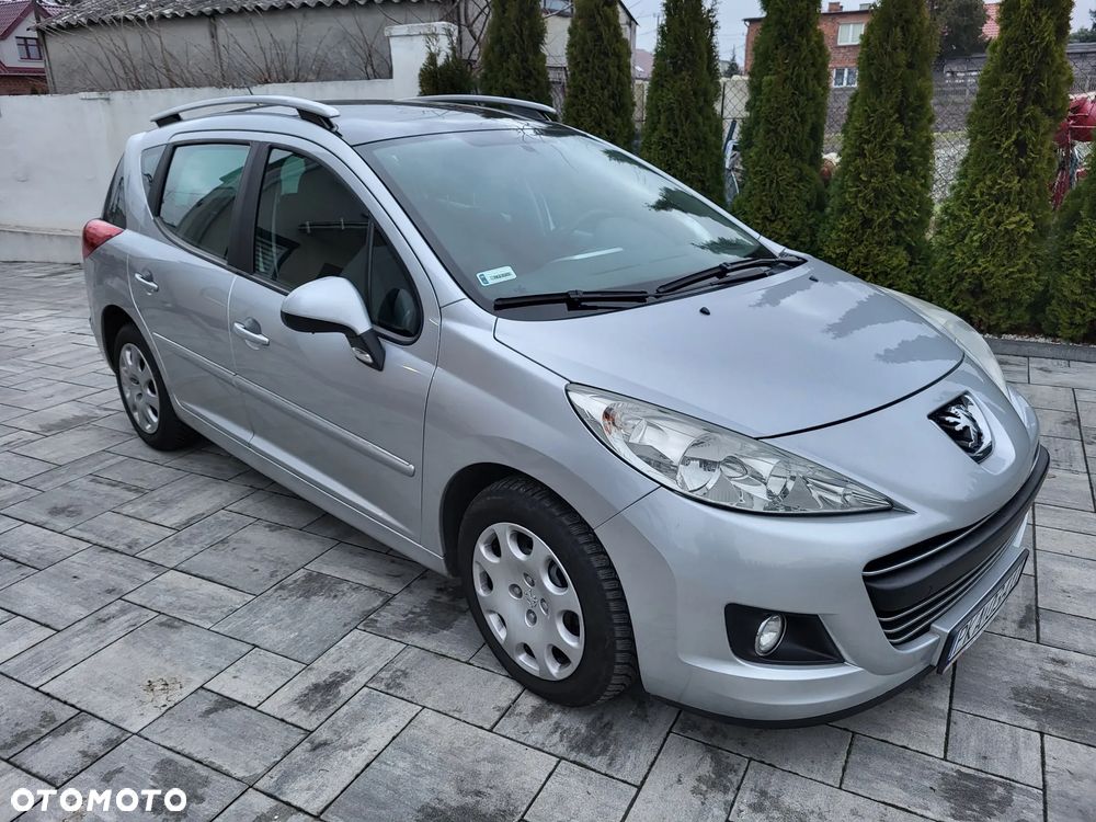 Peugeot 207 1.6 HDi - 12