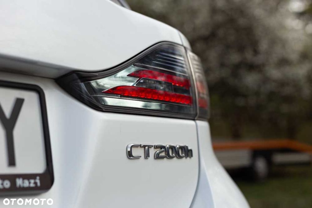 Lexus CT - 32