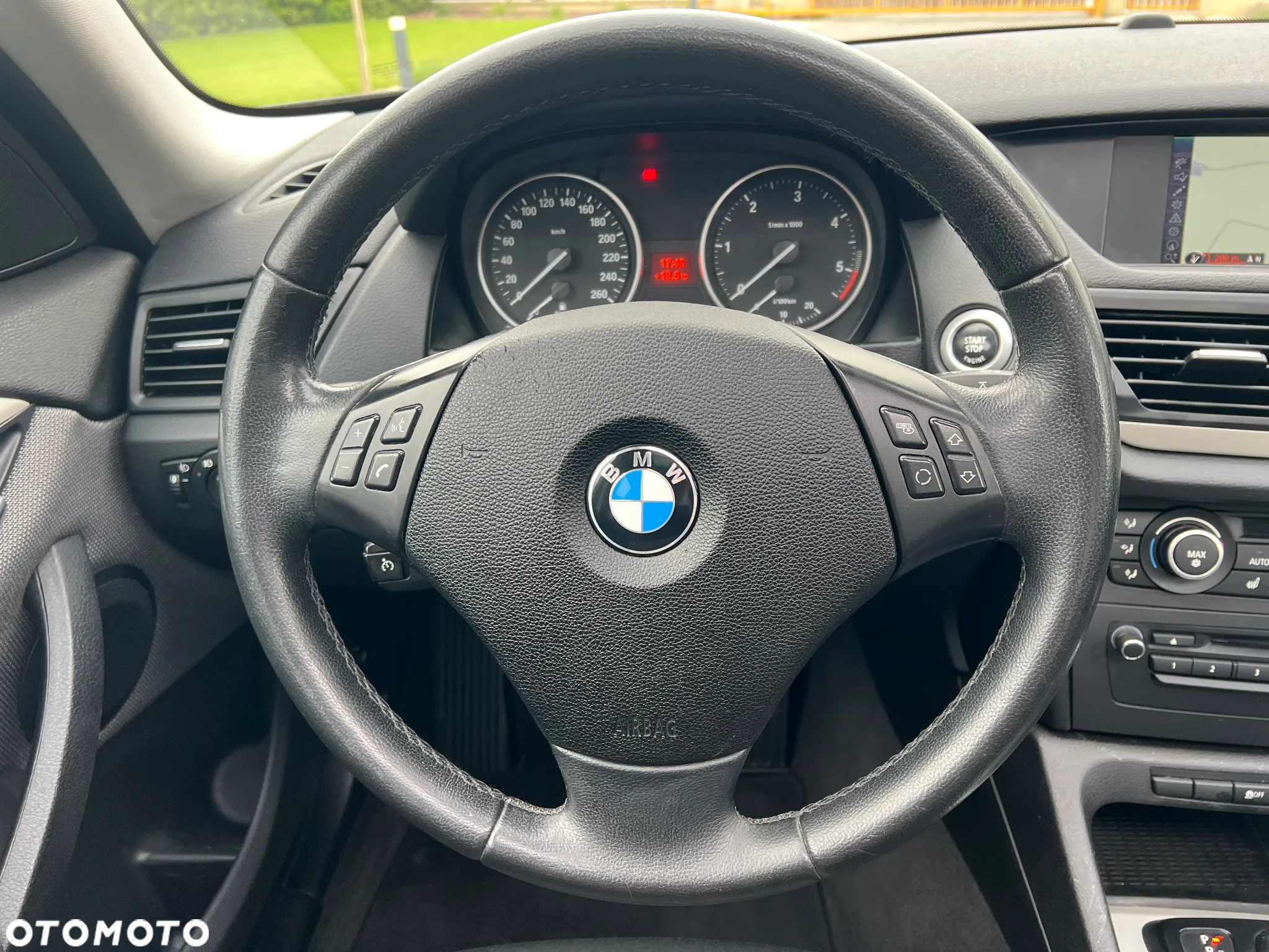BMW X1 sDrive18d Sport Line - 30