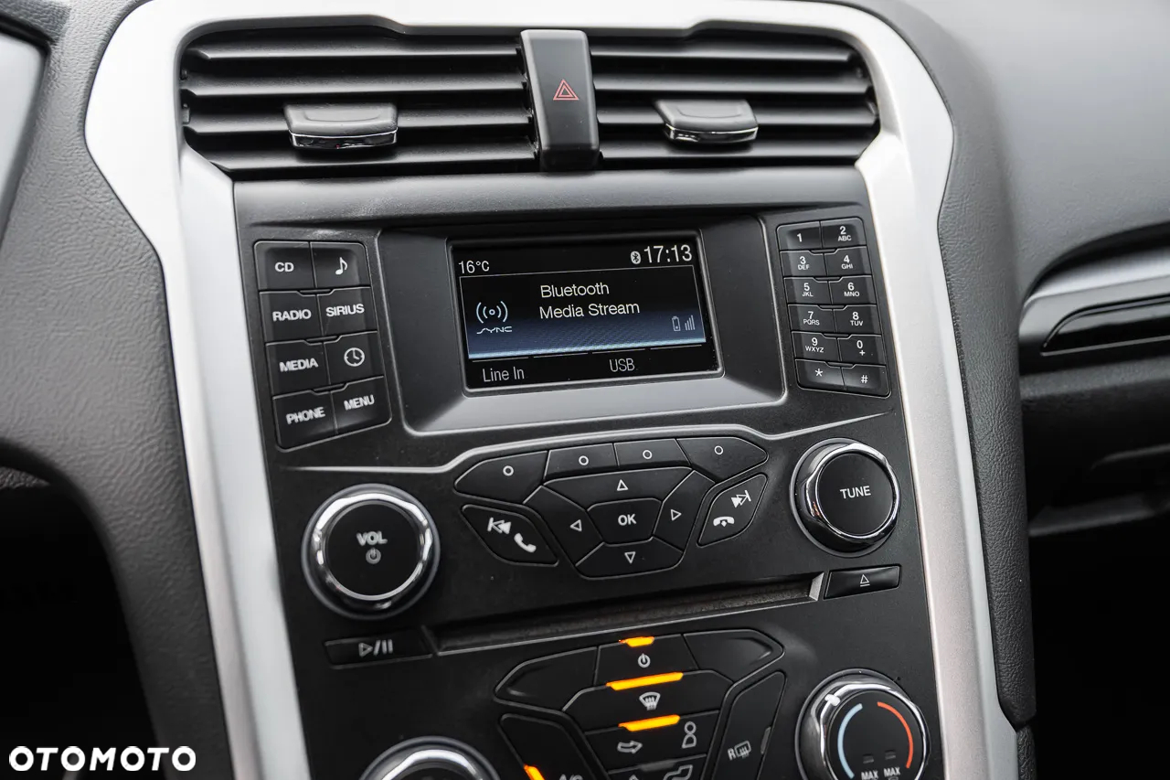 Ford Fusion - 22