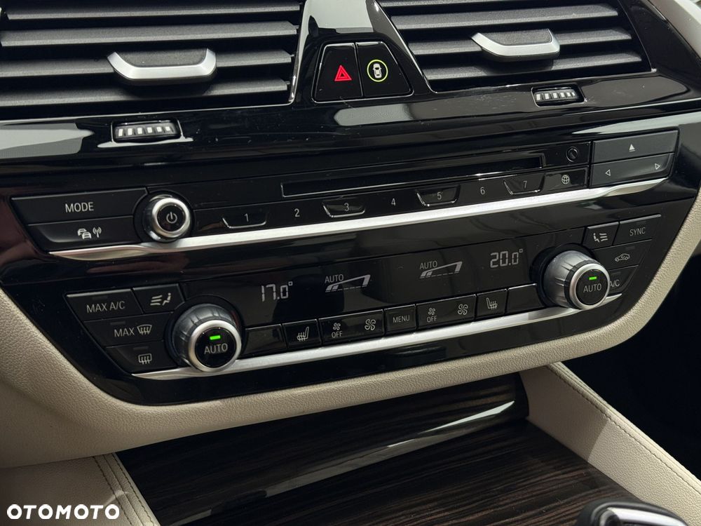 BMW Seria 5 - 23