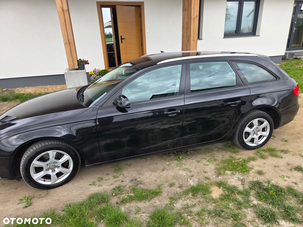 Audi A4 Avant 2.0 TDI - 16
