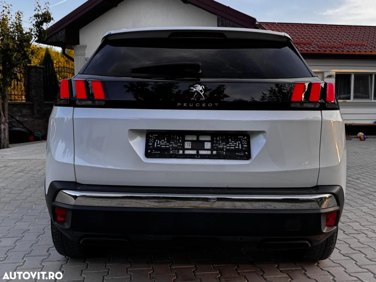 Peugeot 3008 1.2 PureTech Turbo S&S EAT8 Allure - 7