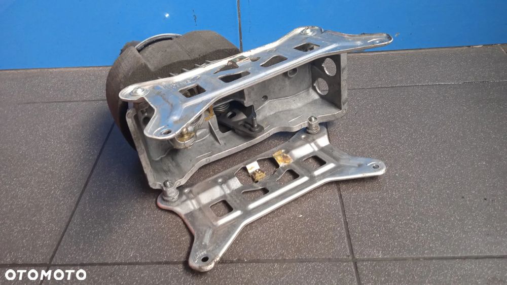 Wybierak lewark Audi A2 8z0711246a - 4