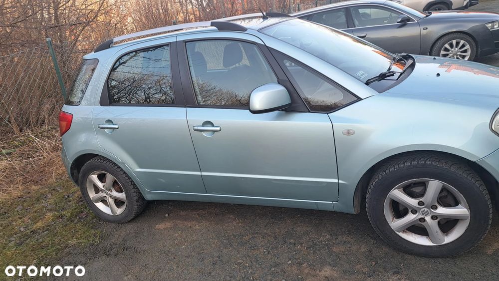 Suzuki SX4 1.5 - 4