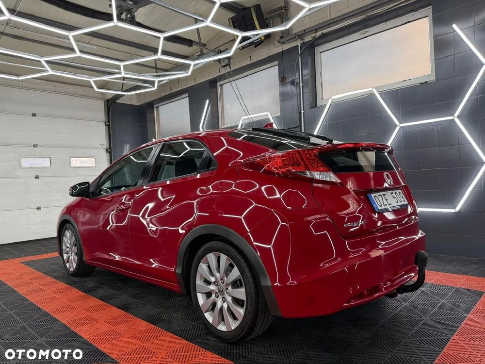Honda Civic 1.8 i-VTEC Sport - 9