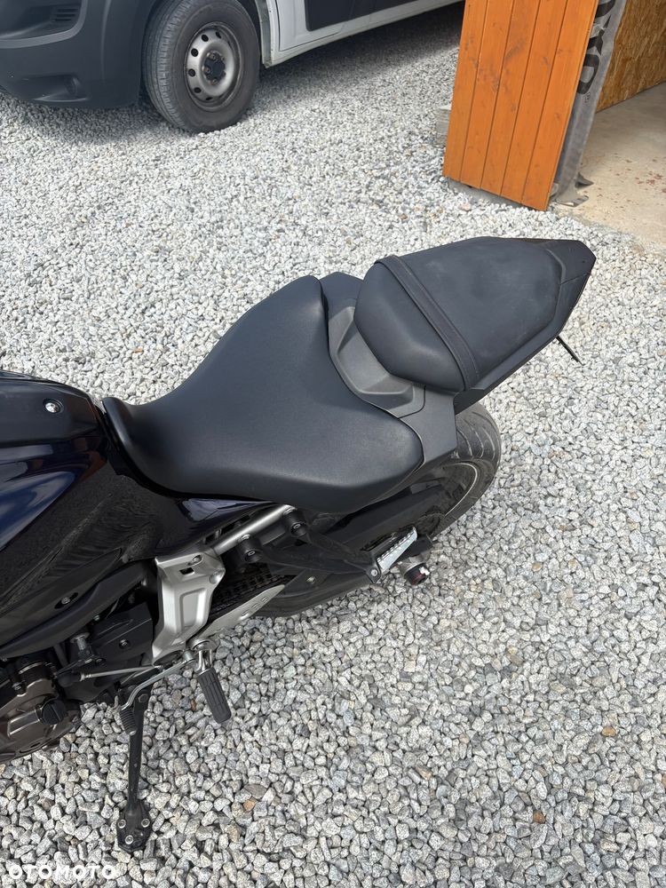 Yamaha MT - 8