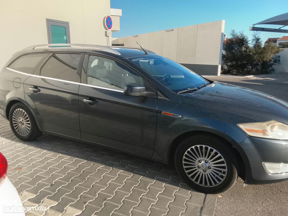 Ford Mondeo Sw 2010 photo 2