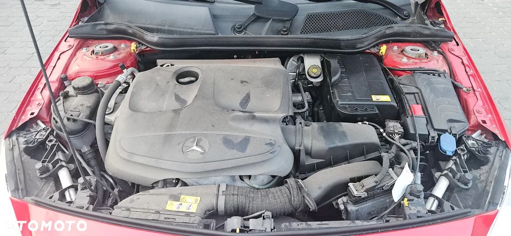 Mercedes-Benz Klasa A 180 (BlueEFFICIENCY) AMG Sport - 39
