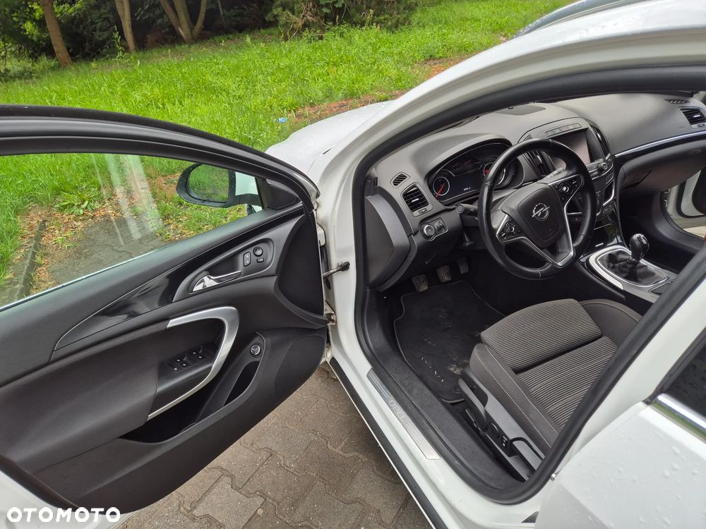 Opel Insignia 2.0 CDTI S&S - 10