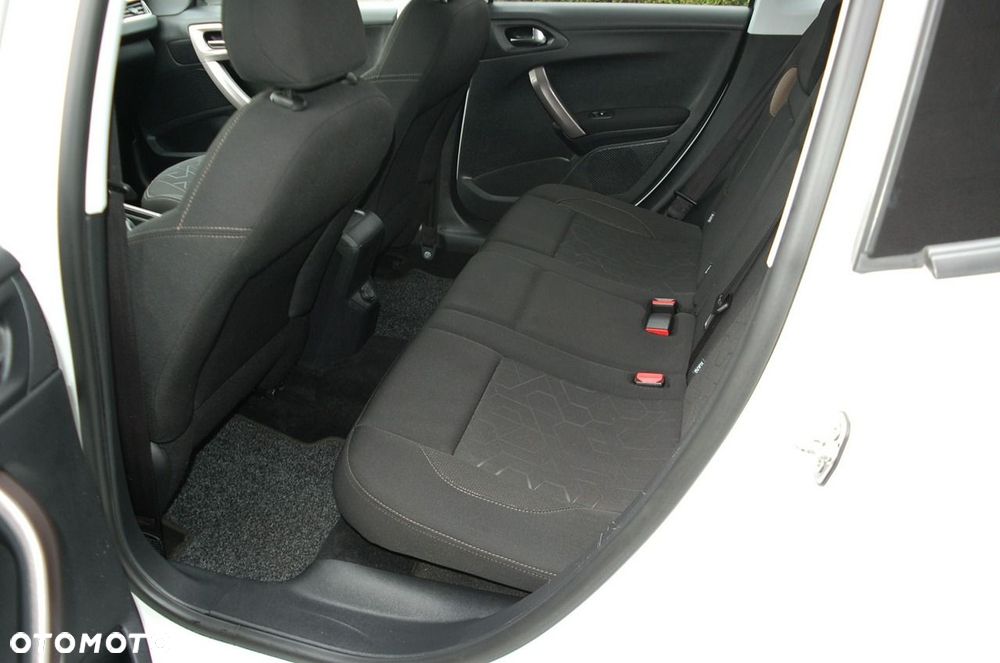 Peugeot 2008 - 26