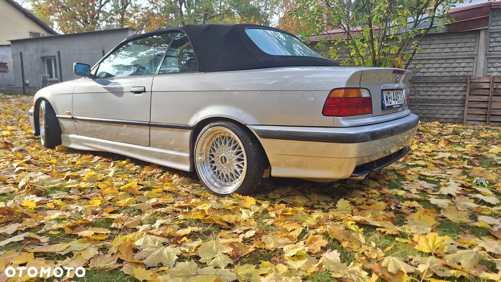 BMW Seria 3 330Ci - 4