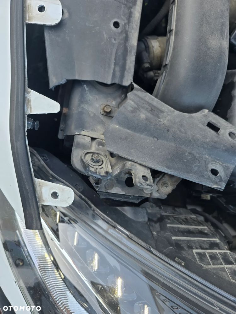 Hyundai i40 Kombi 1.7 CRDi DCT Style - 24