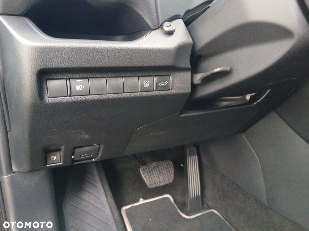 Toyota RAV4 - 25