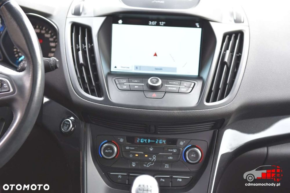 Ford Kuga - 25