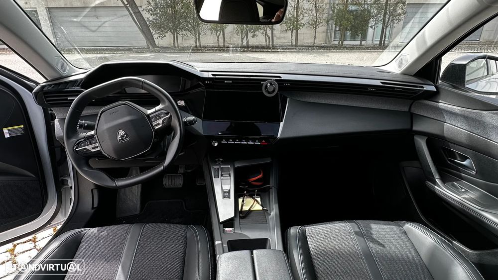 Peugeot 308 SW ver-1-2-puretech-allure-pack-eat8 - 4