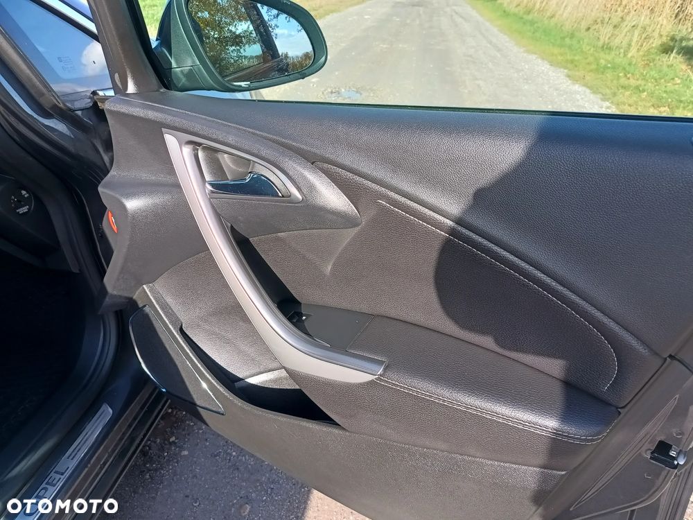 Opel Astra IV 1.4 T Cosmo S&S - 27