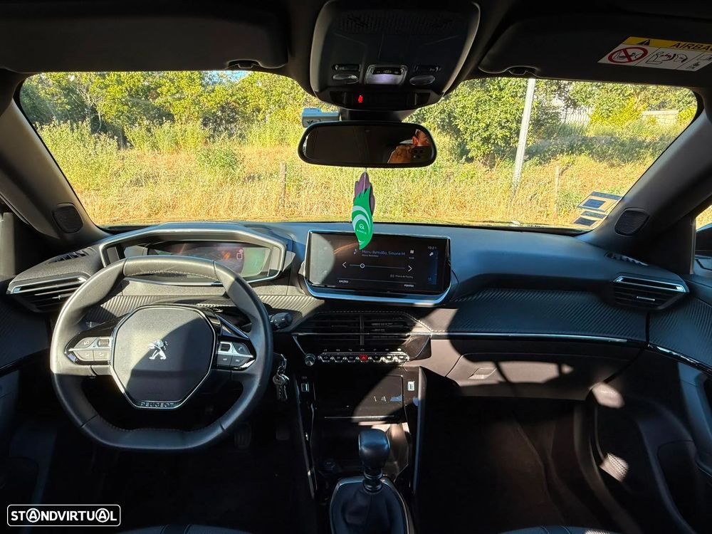 Peugeot 2008 1.2 PureTech Allure Pack - 2