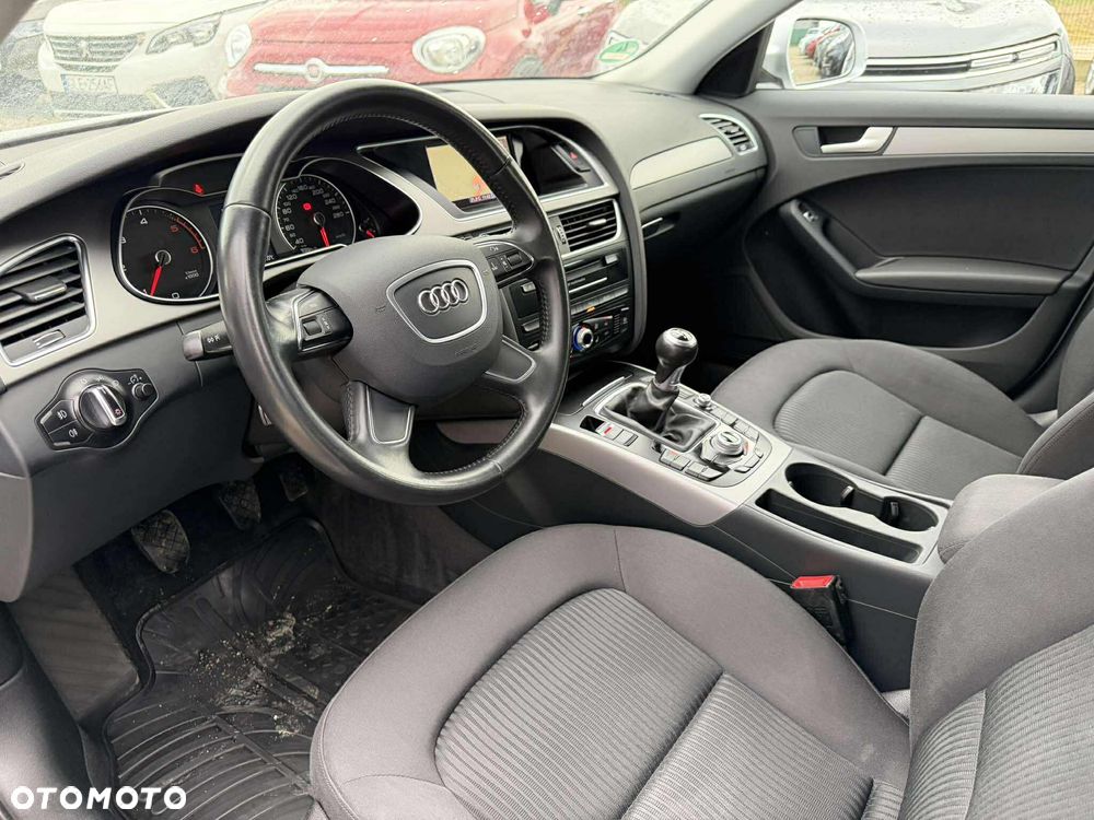 Audi A4 Avant 2.0 TDI DPF Ambiente - 17