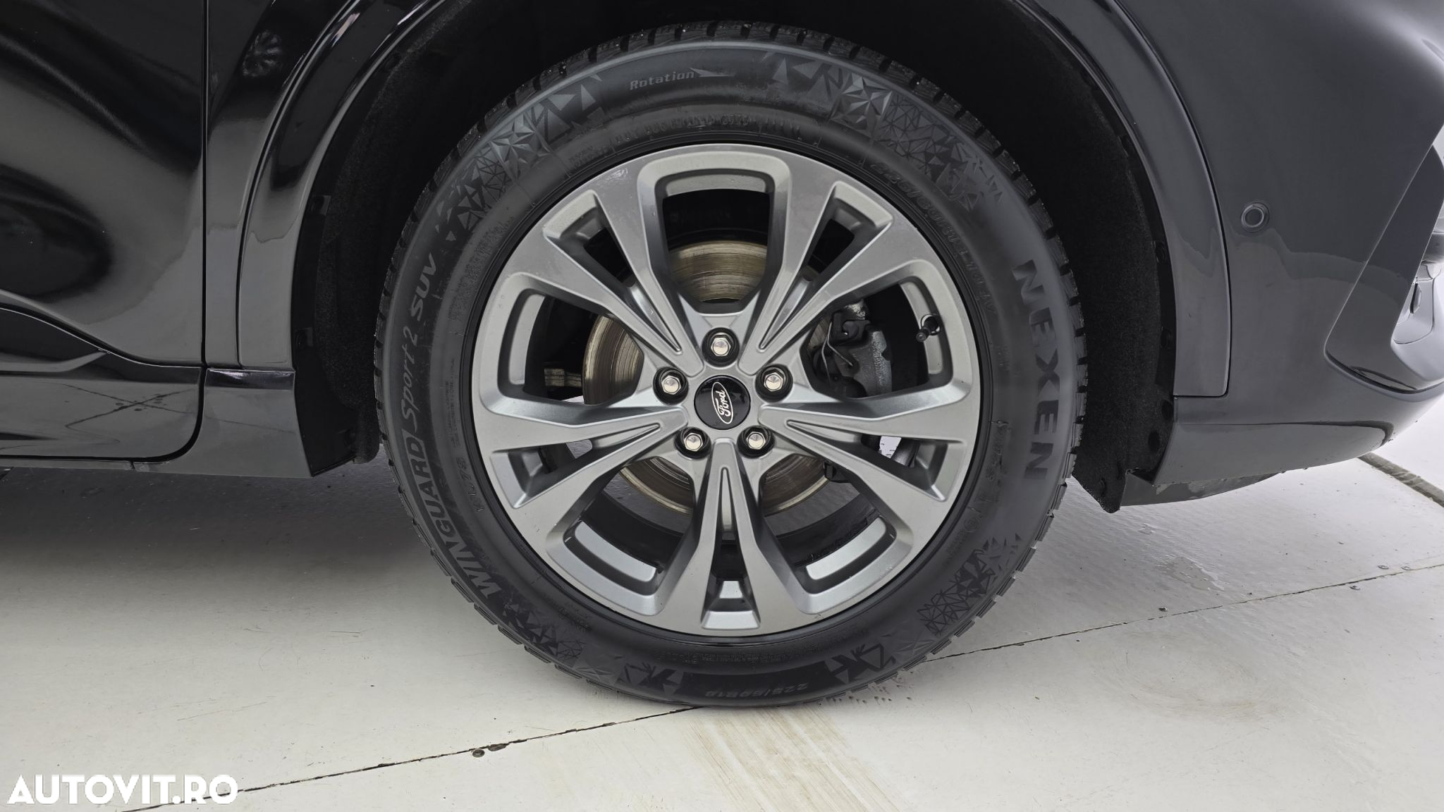 Ford Kuga - 23