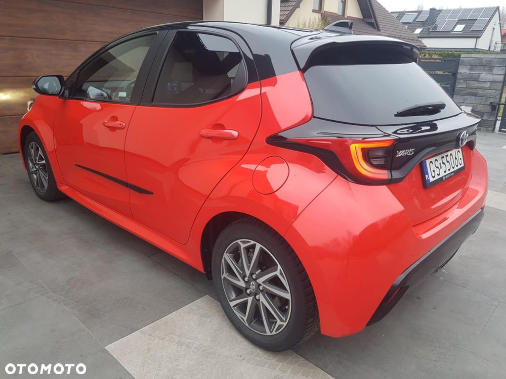 Toyota Yaris Hybrid 1.5 Executive - 4