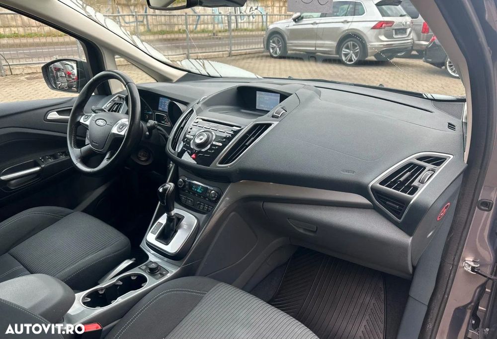Ford Grand C-Max - 8
