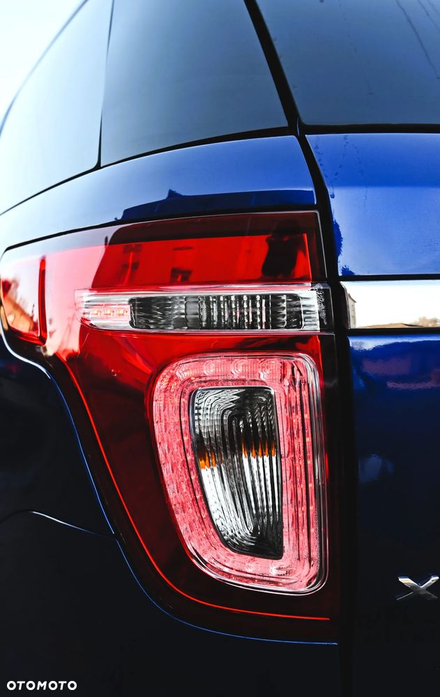 Ford Explorer - 38