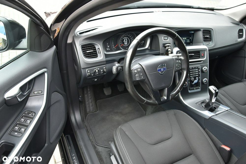Volvo V60 D2 Kinetic - 15