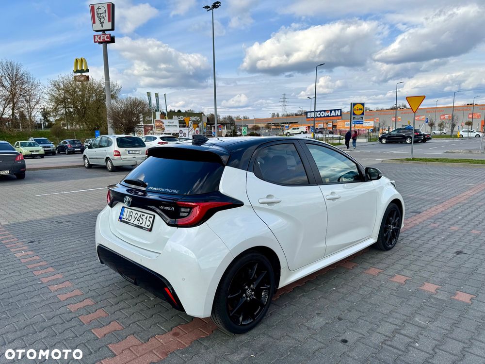 Toyota Yaris - 4