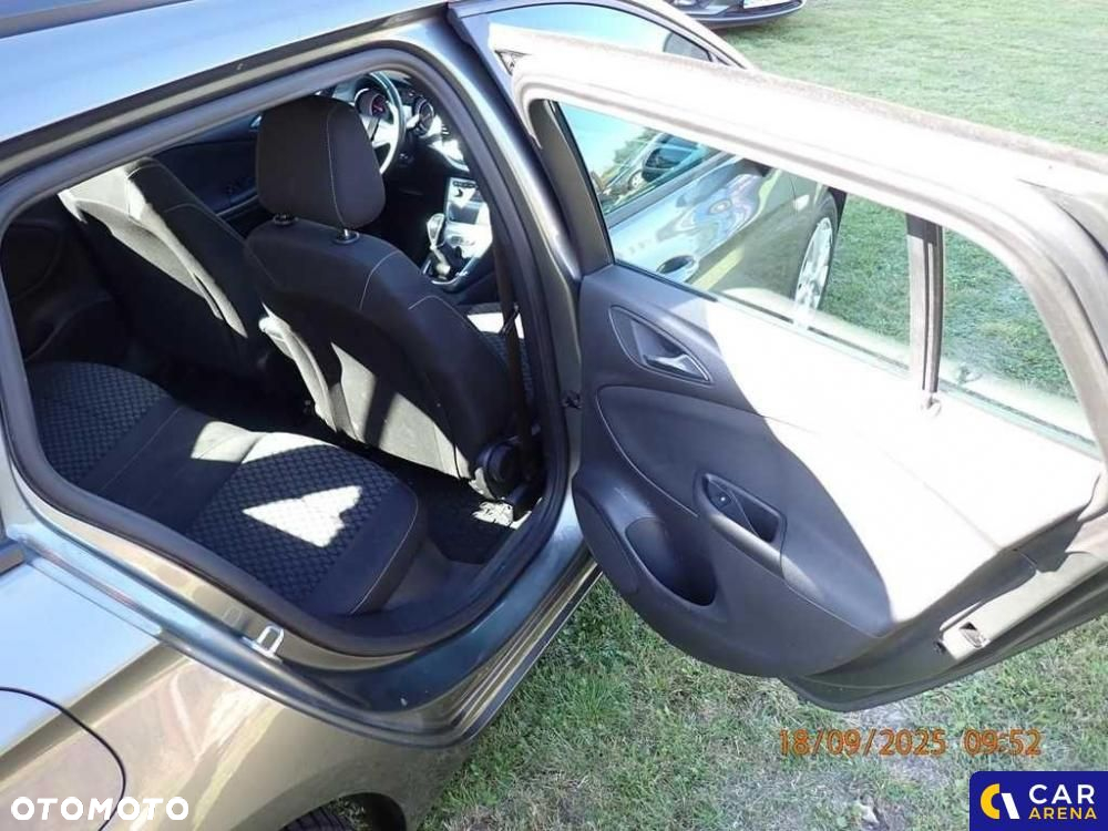 Opel Astra V 1.6 CDTI Enjoy S&S - 17