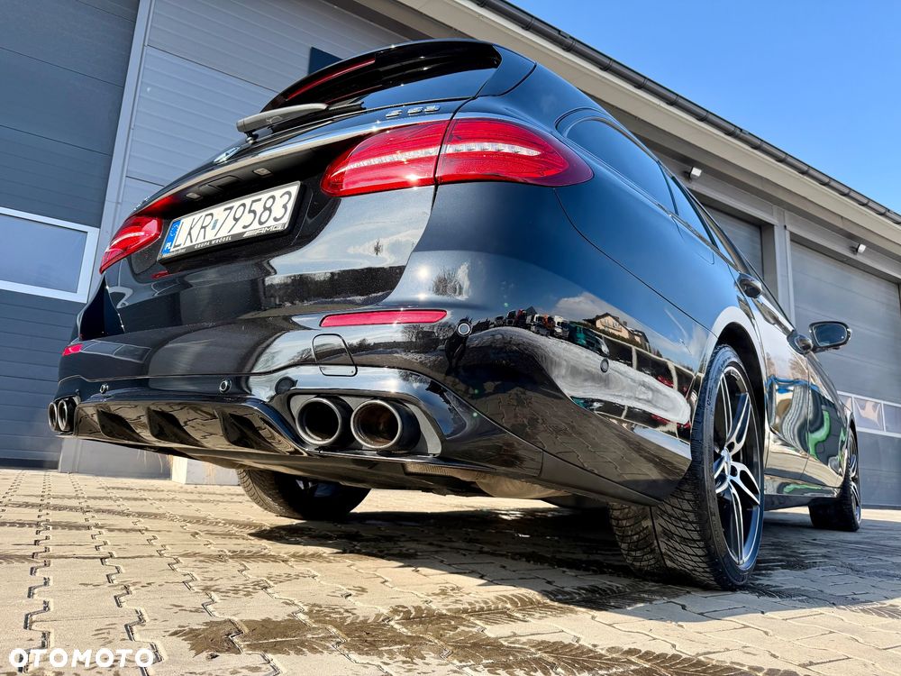 Mercedes-Benz Klasa E AMG 53 4-Matic+ - 20
